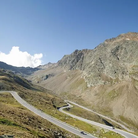 Elisabeth Superior Hotel