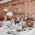 Elisabeth Superior Hotel 3*